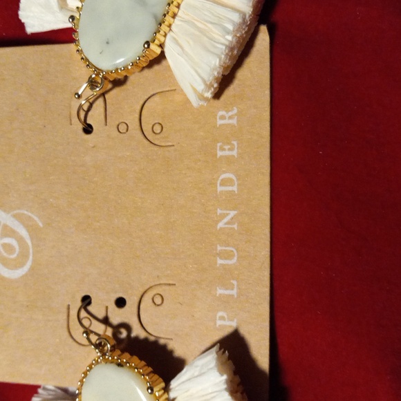 Plunder earrings - Picture 3 of 4